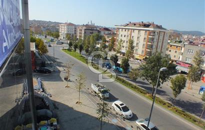 Sancaktepe Merkezde Atatürk Caddesine Cephe Kiralık Plaza Katı