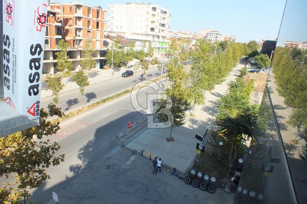 Sancaktepe Merkezde Atatürk Caddesine Cephe Kiralık Plaza Katı