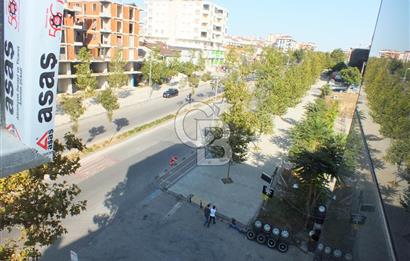 Sancaktepe Merkezde Atatürk Caddesine Cephe Kiralık Plaza Katı
