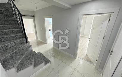 https://www.sahibinden.com/ilan/emlak-konut-satilik-cb-akademi-kartepe-ataevler-de-satilik-4-plus1-cati-dubleks-daire-1247916853/detay