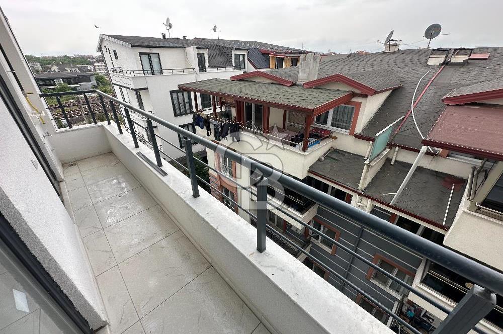https://www.sahibinden.com/ilan/emlak-konut-satilik-cb-akademi-kartepe-ataevler-de-satilik-4-plus1-cati-dubleks-daire-1247916853/detay