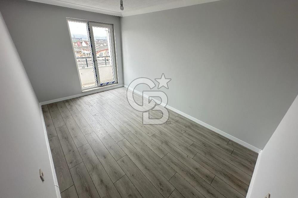 https://www.sahibinden.com/ilan/emlak-konut-satilik-cb-akademi-kartepe-ataevler-de-satilik-4-plus1-cati-dubleks-daire-1247916853/detay
