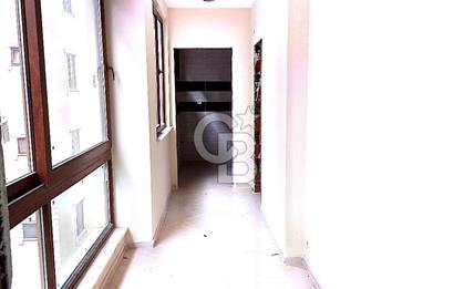 Sancaktepe Merkezde Atatürk Caddesine Cephe Kiralık Plaza Katı