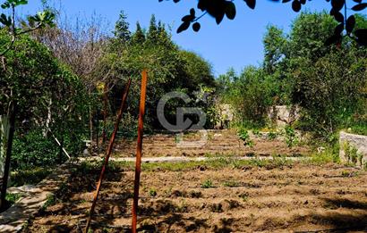 Eski Datça'da Satılık Havuzlu, 2 Müştemilatlı Lüks Villa