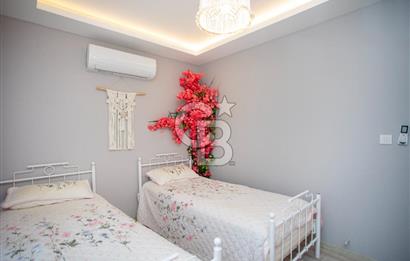 Çeşme Ovacık'ta Satılık Eşyalı 4+1 Lüks Villa