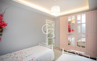 Çeşme Ovacık'ta Satılık Eşyalı 4+1 Lüks Villa