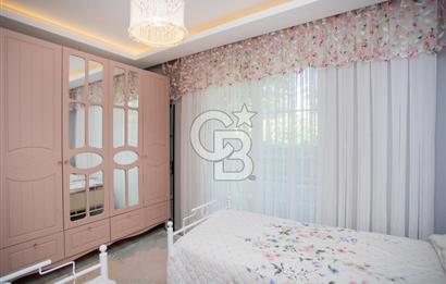 Çeşme Ovacık'ta Satılık Eşyalı 4+1 Lüks Villa