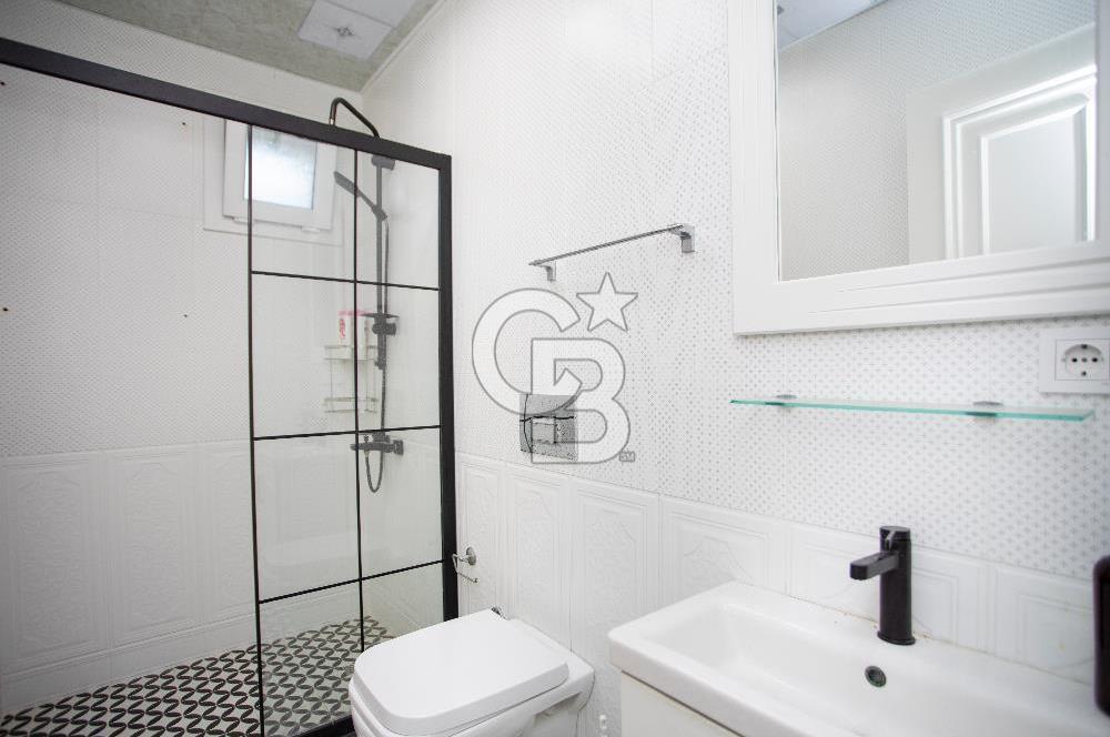 Çeşme Ovacık'ta Satılık Eşyalı 4+1 Lüks Villa