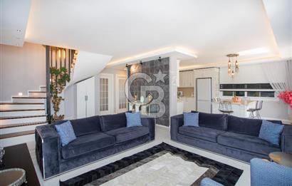 Çeşme Ovacık'ta Satılık Eşyalı 4+1 Lüks Villa