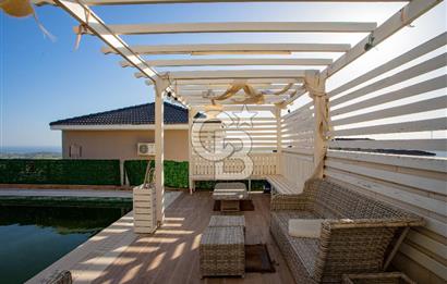 Çeşme Ovacık'ta Satılık Eşyalı 4+1 Lüks Villa