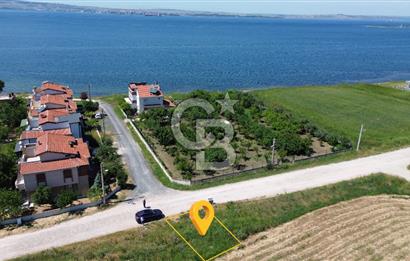 ÇANAKKALE LAPSEKİ ÇARDAK’TA BOĞAZ MANZARALI SATILIK ARSA