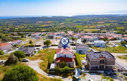 Çeşme Ovacık'ta Satılık Eşyalı 4+1 Lüks Villa