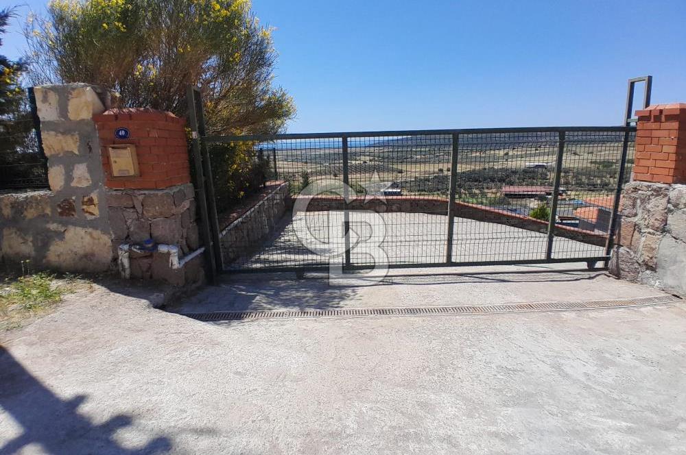 Foçaköy'de Eşyalı Kiralık Havuzlu Müstakil Villa