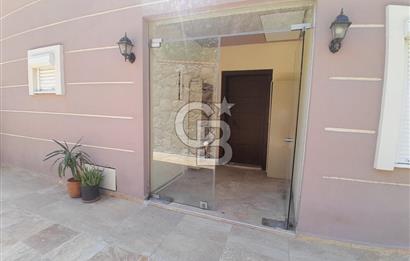 Foçaköy'de Eşyalı Kiralık Havuzlu Müstakil Villa