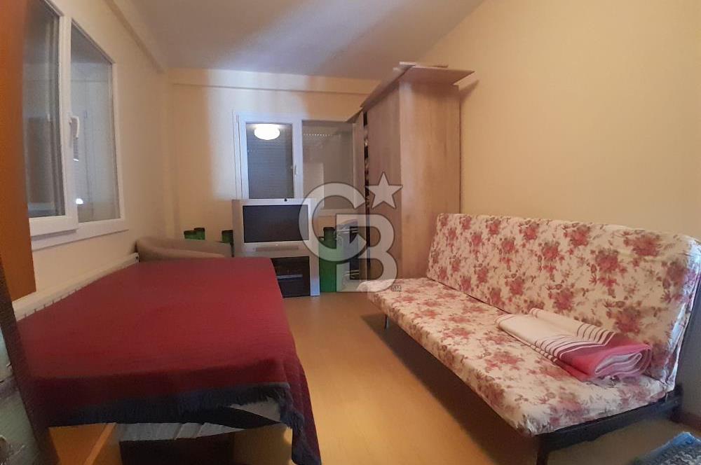 Foçaköy'de Eşyalı Kiralık Havuzlu Müstakil Villa
