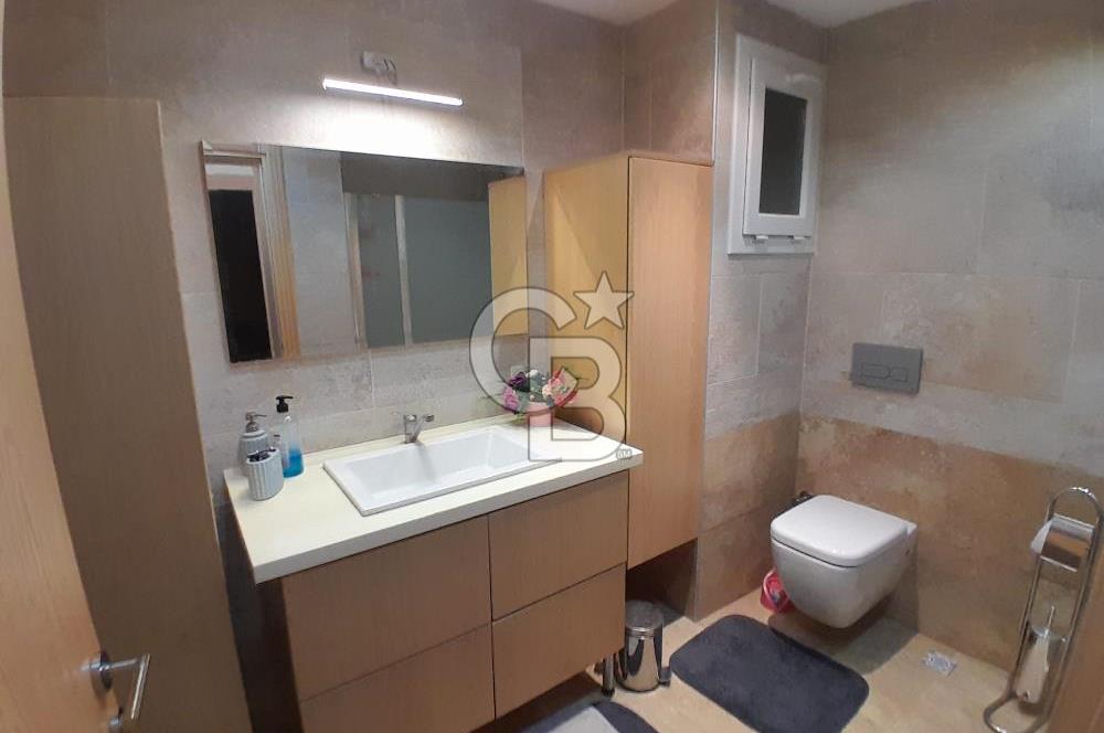 Foçaköy'de Eşyalı Kiralık Havuzlu Müstakil Villa