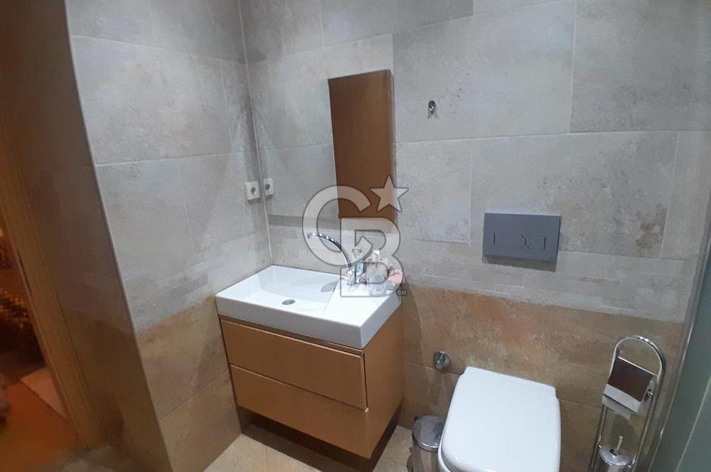 Foçaköy'de Eşyalı Kiralık Havuzlu Müstakil Villa