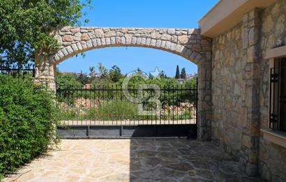 Eski Datça'da Lüks Butik Otel + 2 Bağımsız Müştemilat
