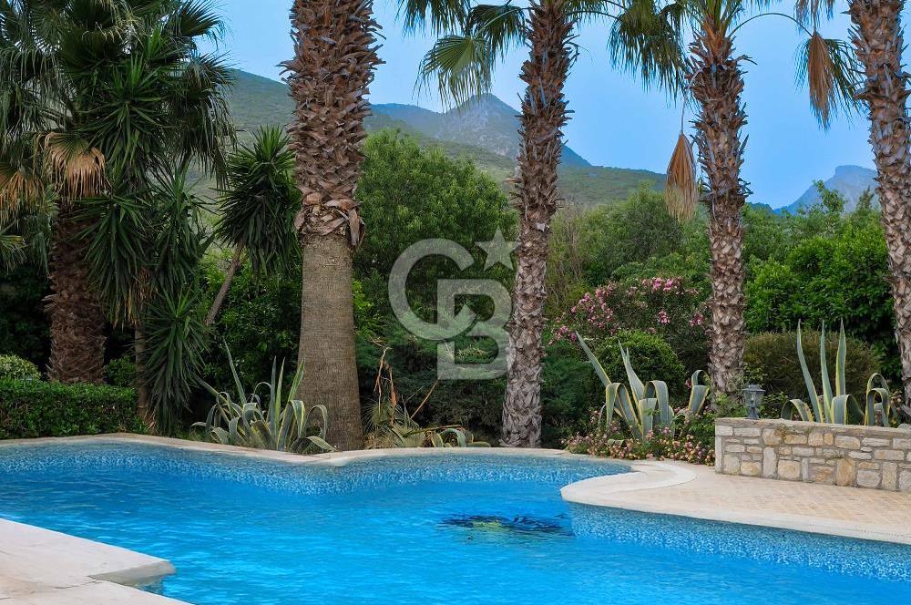 Eski Datça'da Lüks Butik Otel + 2 Bağımsız Müştemilat