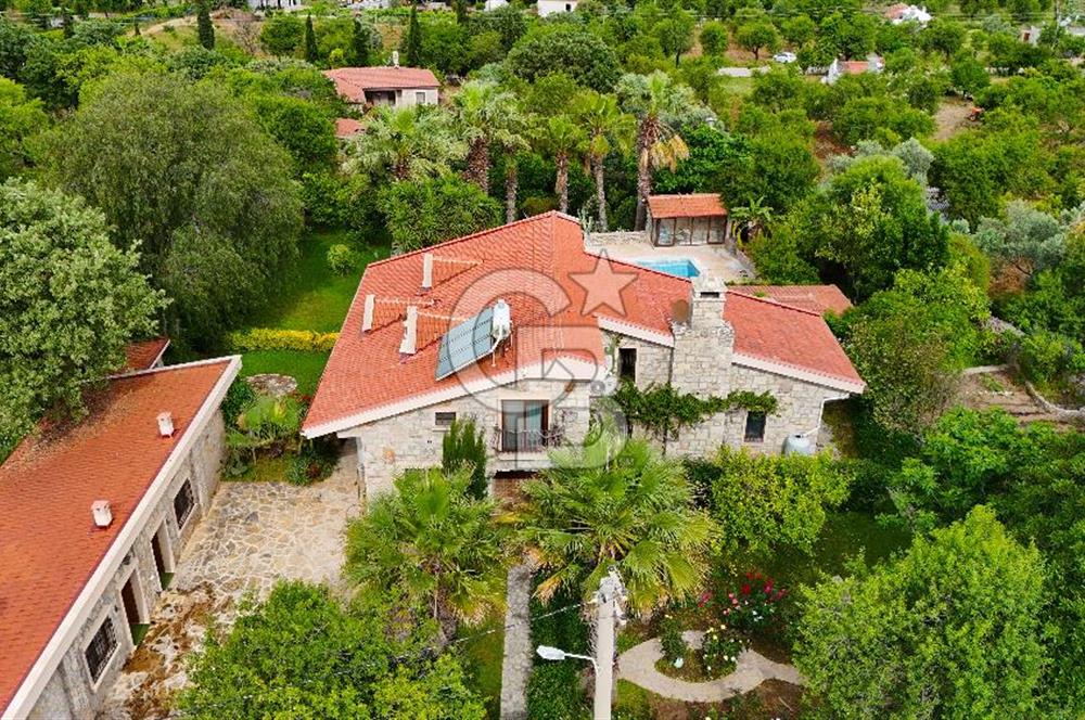 Eski Datça'da Lüks Butik Otel + 2 Bağımsız Müştemilat
