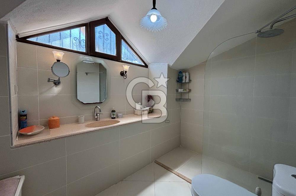 Eski Datça'da Lüks Butik Otel + 2 Bağımsız Müştemilat