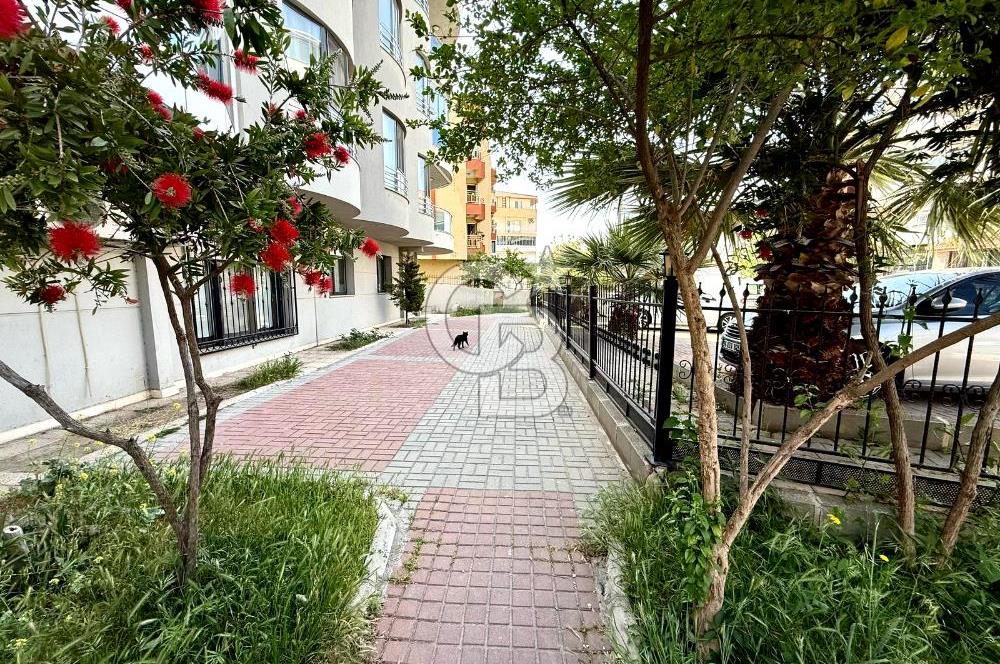 BAYRAKLI OSMANGAZİ MAHALLESİNDE 4+1 SATILIK DAİRE