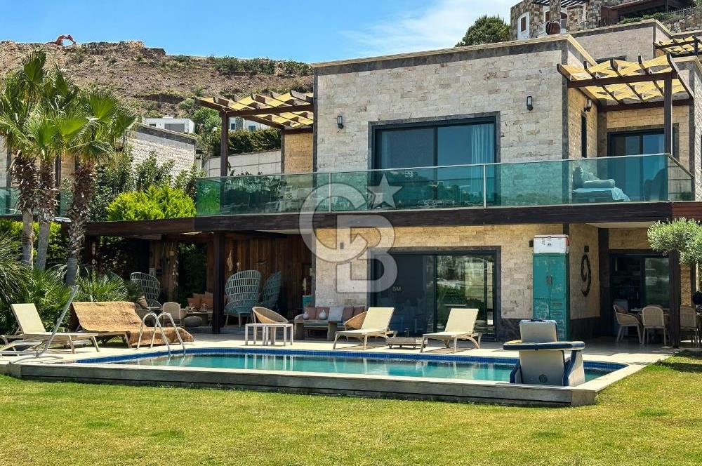 GÜMÜŞLÜK DENİZ MANZARALI ÖZEL PEYZAJLI 200M2 4+1 HAVUZLU VİLLA