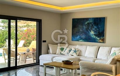 GÜMÜŞLÜK DENİZ MANZARALI ÖZEL PEYZAJLI 200M2 4+1 HAVUZLU VİLLA