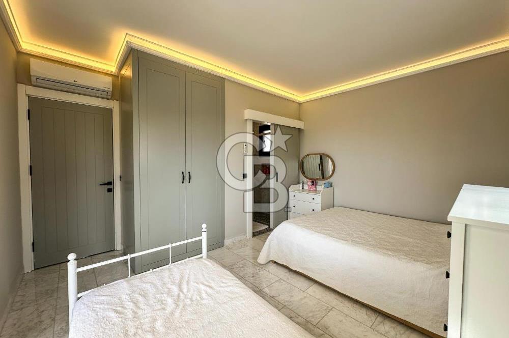 GÜMÜŞLÜK DENİZ MANZARALI ÖZEL PEYZAJLI 200M2 4+1 HAVUZLU VİLLA