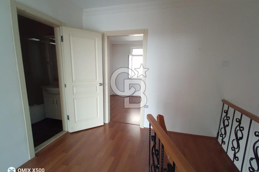 ORAN MAHALLESİNDE ODTÜ ORMANI KARŞISI DUBLEKS DAİRE