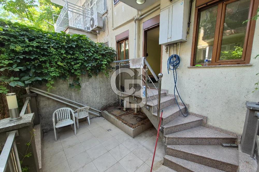 TARİHİ ASANSÖRDE BAHÇELİ GENİŞ 1+1 SATILIK DAİRE