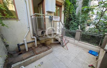 TARİHİ ASANSÖRDE BAHÇELİ GENİŞ 1+1 SATILIK DAİRE
