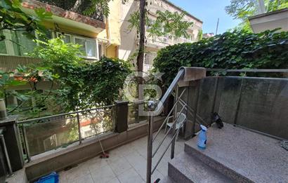 TARİHİ ASANSÖRDE BAHÇELİ GENİŞ 1+1 SATILIK DAİRE