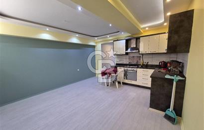 TARİHİ ASANSÖRDE BAHÇELİ GENİŞ 1+1 SATILIK DAİRE