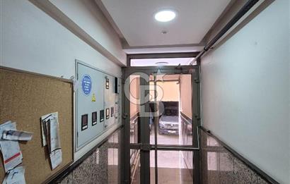 TARİHİ ASANSÖRDE BAHÇELİ GENİŞ 1+1 SATILIK DAİRE