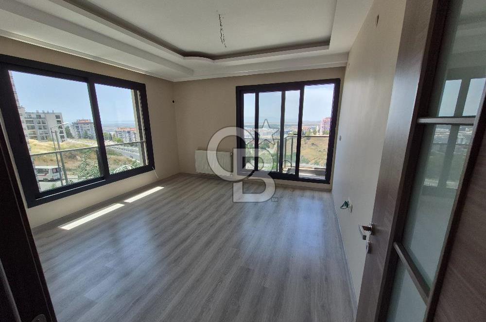ÇİĞLİ ESENTEPE LÜKS BİNADA 2+1 KİRALIK DAİRE