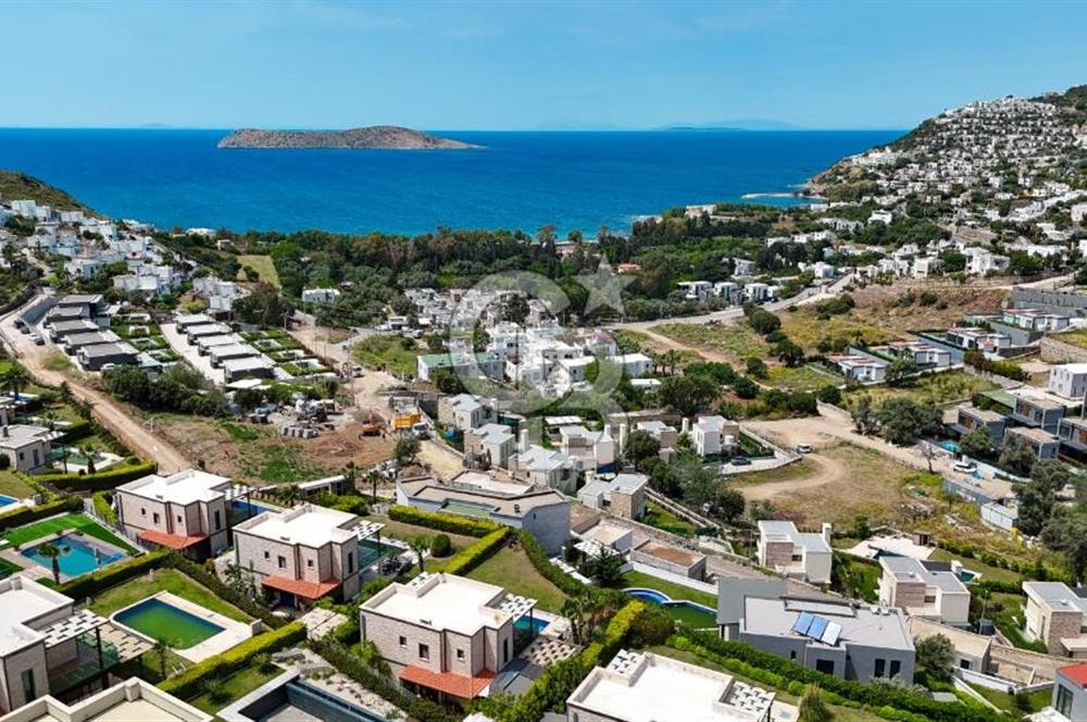 GÜMÜŞLÜK DENİZ MANZARALI ÖZEL PEYZAJLI 200M2 4+1 HAVUZLU VİLLA