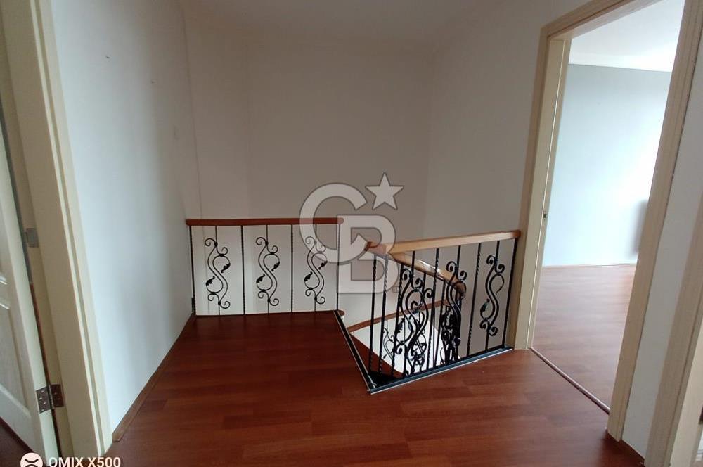 ORAN MAHALLESİNDE ODTÜ ORMANI KARŞISI DUBLEKS DAİRE