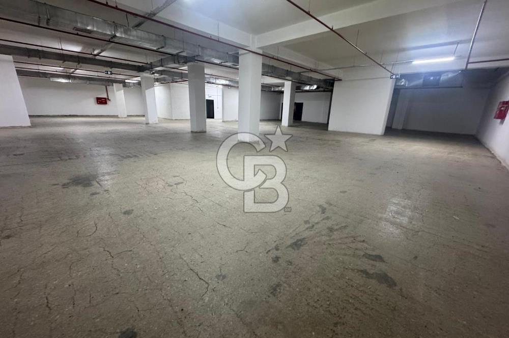 Sancaktepe Merkezde Atatürk Caddesine Cephe Kiralık Plaza Bodrum Katı