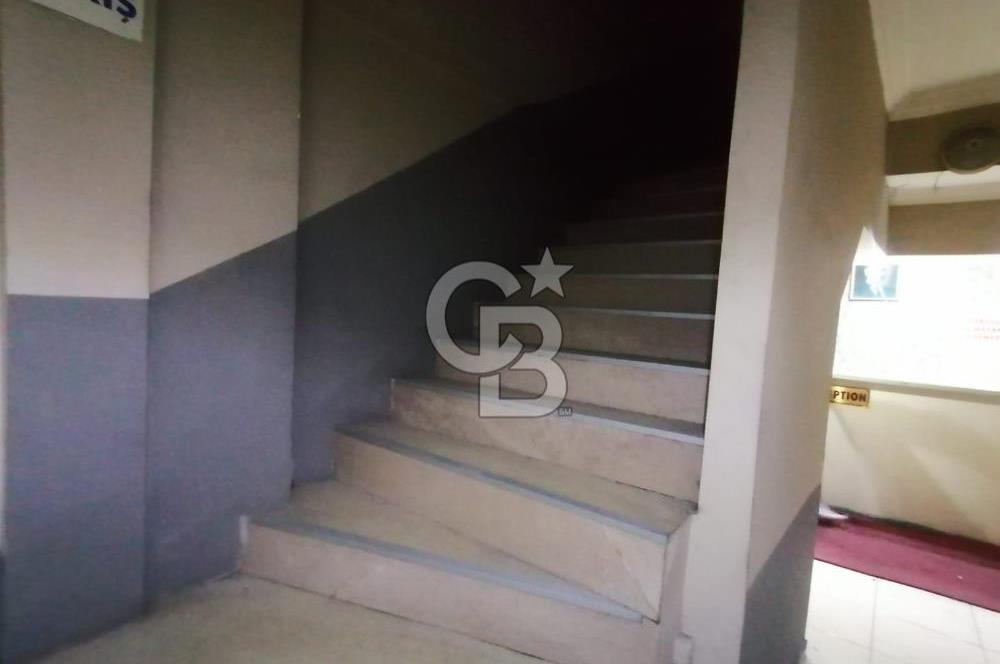 TRABZON DEĞİRMENDERE DE ANA YOLDA SATILIK OTEL BİNASI