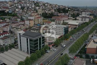 Sancaktepe Merkezde Atatürk Caddesine Cephe Kiralık Plaza Bodrum Katı