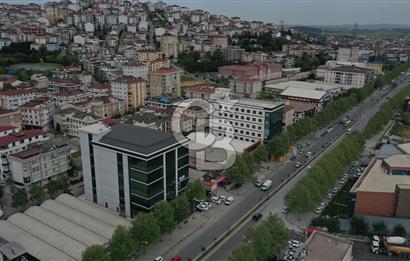Sancaktepe Merkezde Atatürk Caddesine Cephe Kiralık Plaza Bodrum Katı