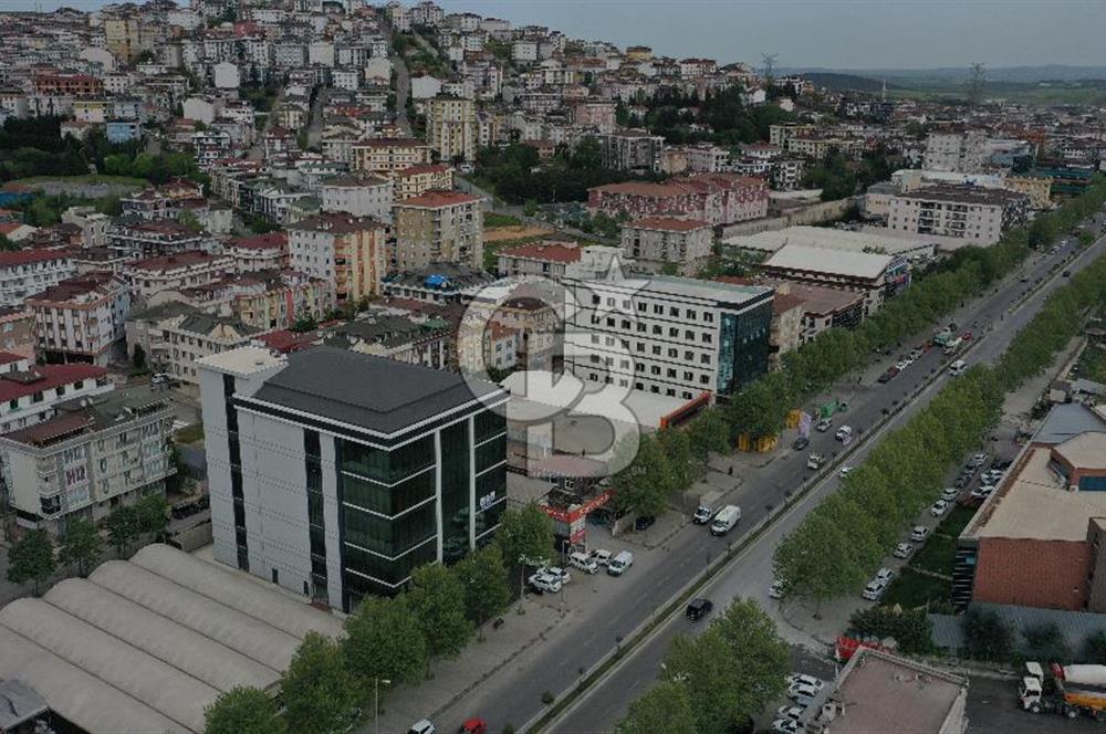 Sancaktepe Merkezde Atatürk Caddesine Cephe Kiralık Plaza Bodrum Katı