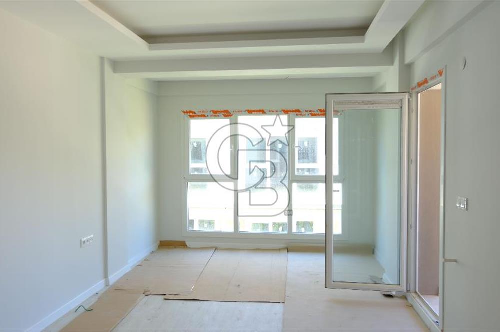 YENİFOÇA OLİVEPARK EVLERİ'NDE HAVUZLU SİTEDE 2+1 SATILIK DAİRE