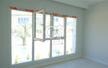 YENİFOÇA OLİVEPARK EVLERİ'NDE HAVUZLU SİTEDE 2+1 SATILIK DAİRE