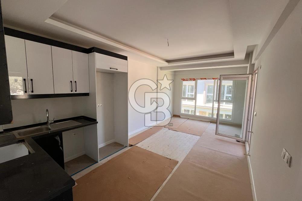 YENİFOÇA OLİVEPARK EVLERİ'NDE HAVUZLU SİTEDE 2+1 SATILIK DAİRE
