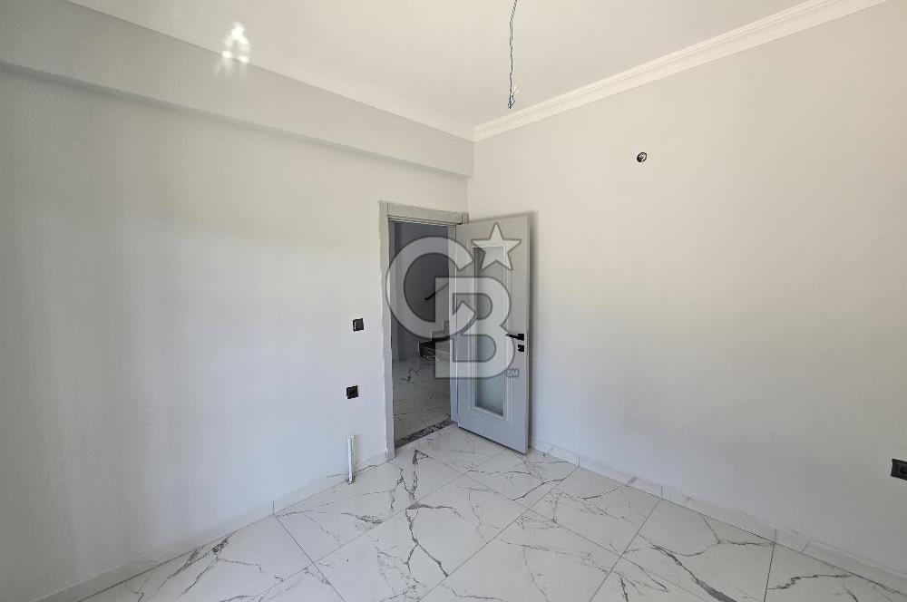 BUCA GÖLET YAKINI SATILIK 4+2 TAM MÜSTAKİL HAVUZLU TRIPLEX VİLLA