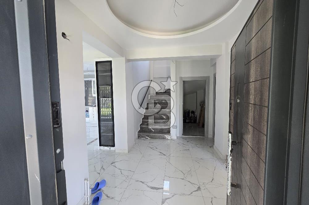 BUCA GÖLET YAKINI SATILIK 4+2 TAM MÜSTAKİL HAVUZLU TRIPLEX VİLLA