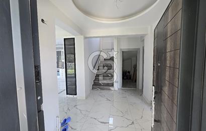BUCA GÖLET YAKINI SATILIK 4+2 TAM MÜSTAKİL HAVUZLU TRIPLEX VİLLA
