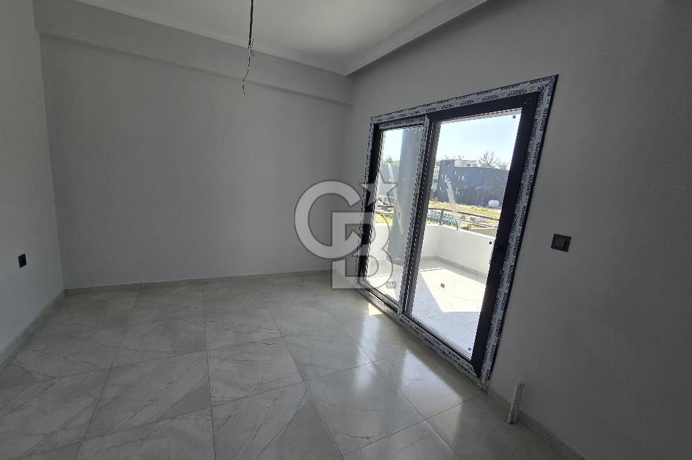 BUCA GÖLET YAKINI SATILIK 4+2 TAM MÜSTAKİL HAVUZLU TRIPLEX VİLLA